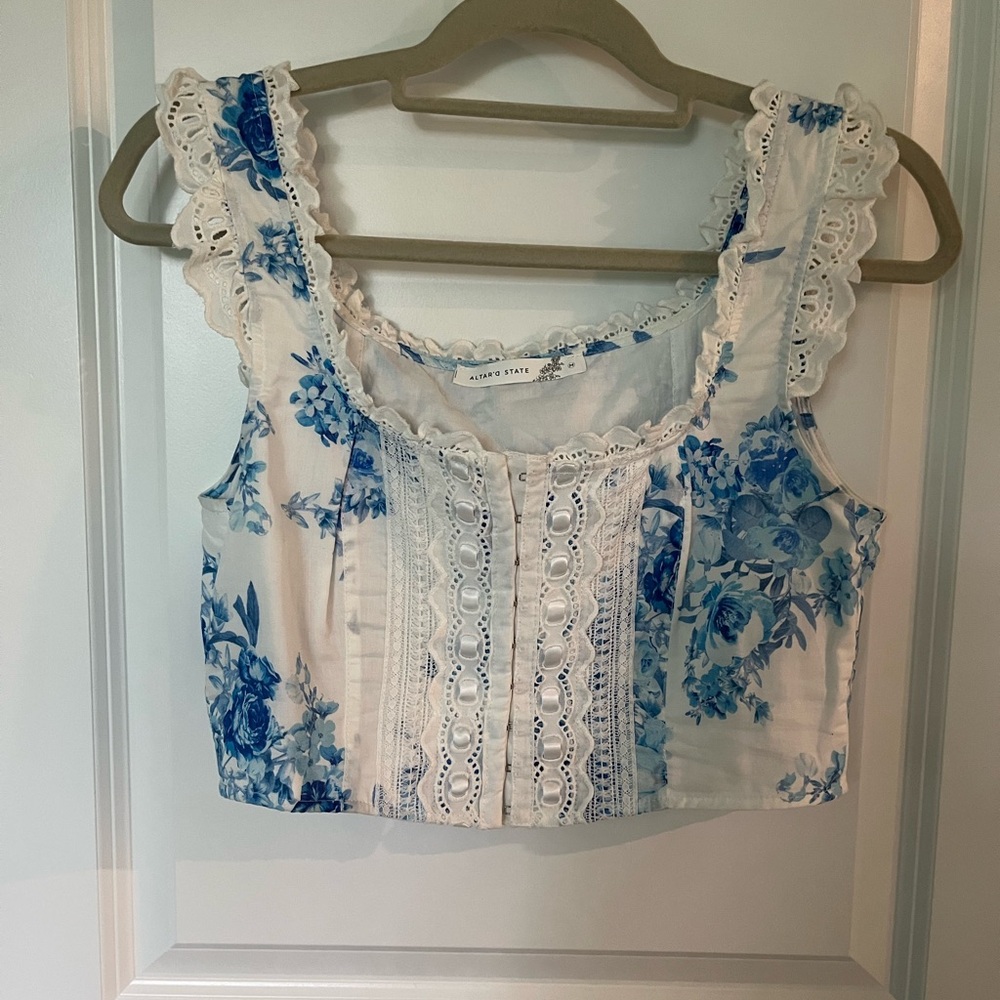 Floral Print Lace Trim Top - Blue and White